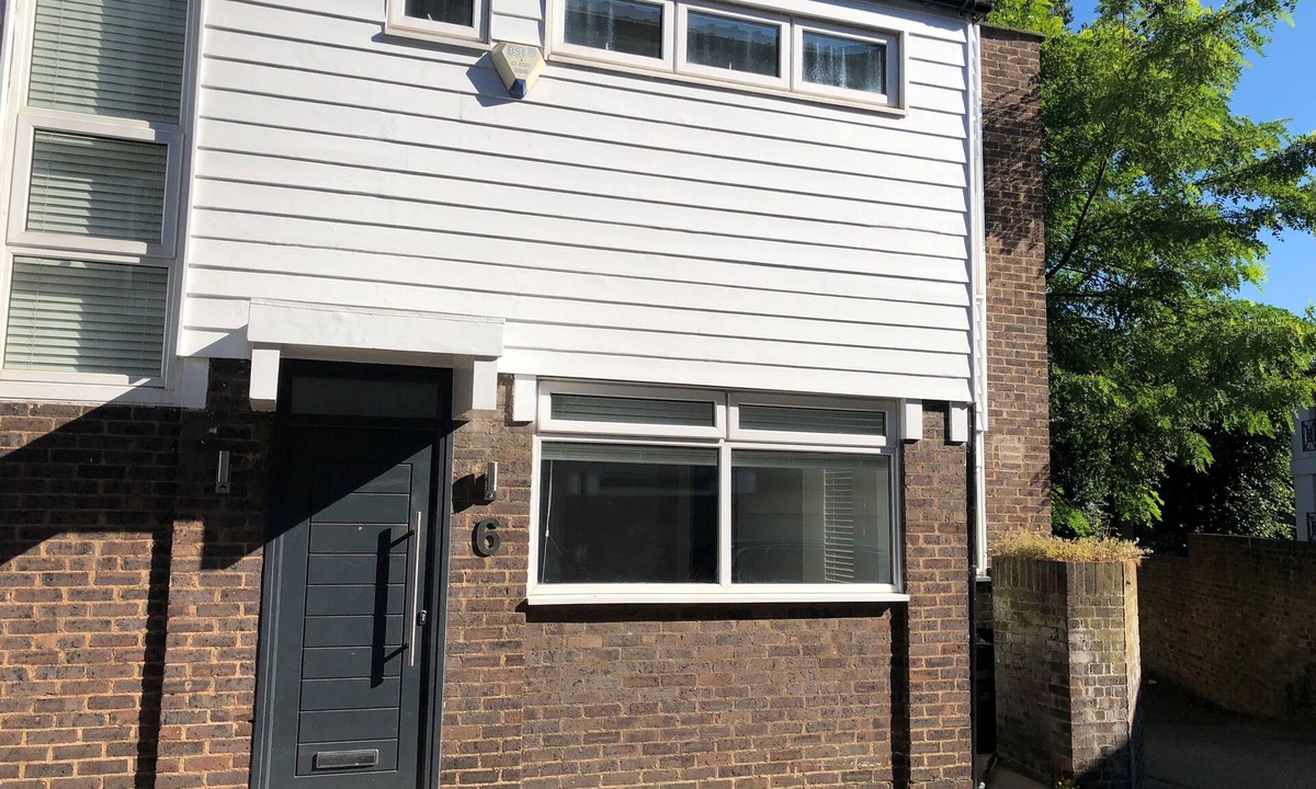 Hampstead House | Luxury newly renovated 3-bedroom, 2-bathroom mews house in Hampstead London