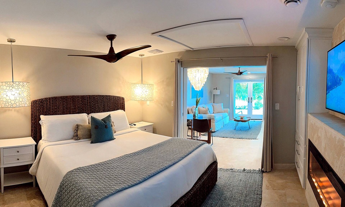Challengers Hotel | Luxury Oceanfront Suite Sunset Reef St. Kitts