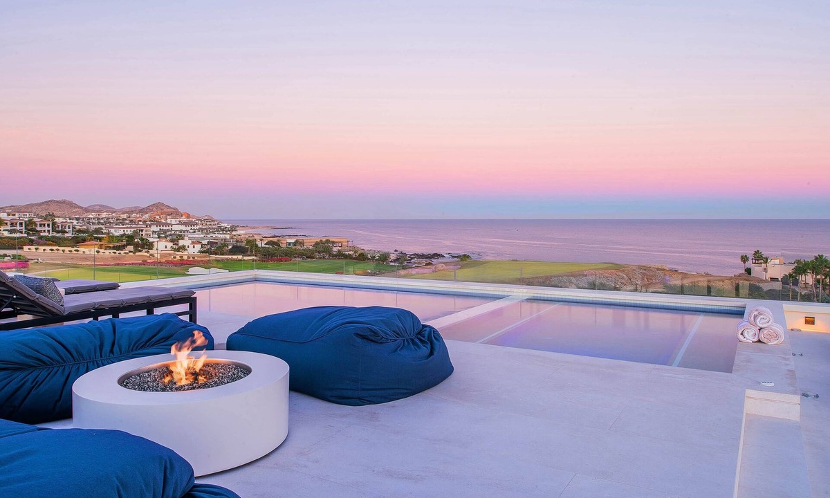 Los Cabos House | Luxury Oceanview Villa w/Rooftop Pool, Fire Pit & Beach Club Access