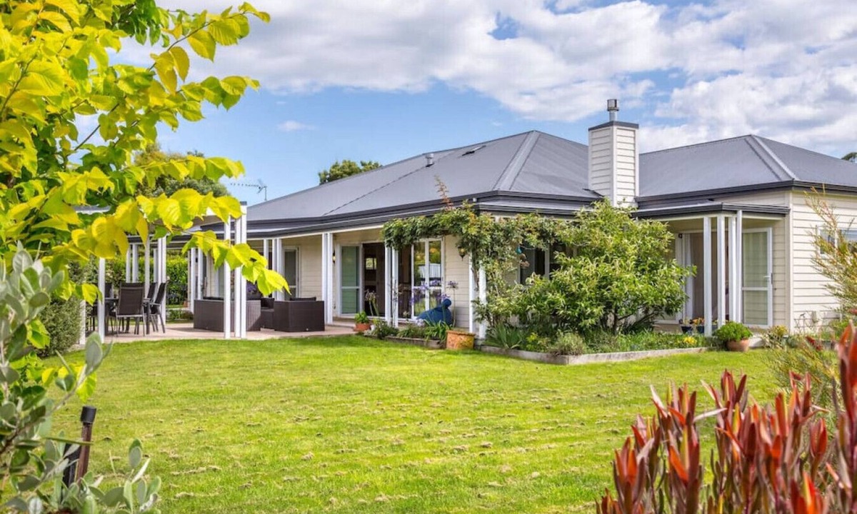 Martinborough House | Luxury On Maple, Martinborough