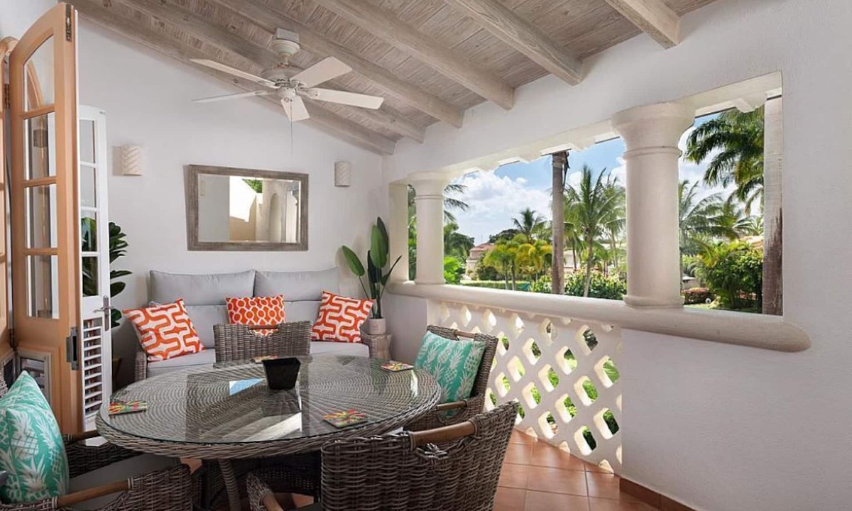 Merlin Bay Apartment | Luxury penthouse apartment on exclusive Sugar Hill resort with beach club access
