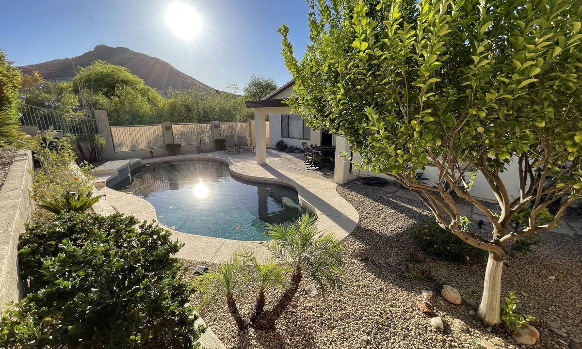 Phoenix House | Luxury Phoenix Oasis, pool, walking trail, high end, specials, ask!