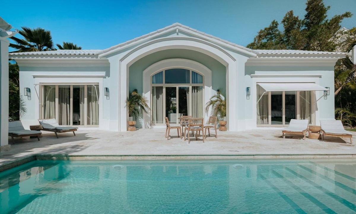 Punta Cana Villa | Luxury Pool Two Bedroom Suite