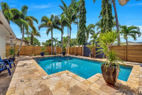 Palm Aire Village East House | Luxury Pool Villa in Fort Lauderdale Sleeps 7