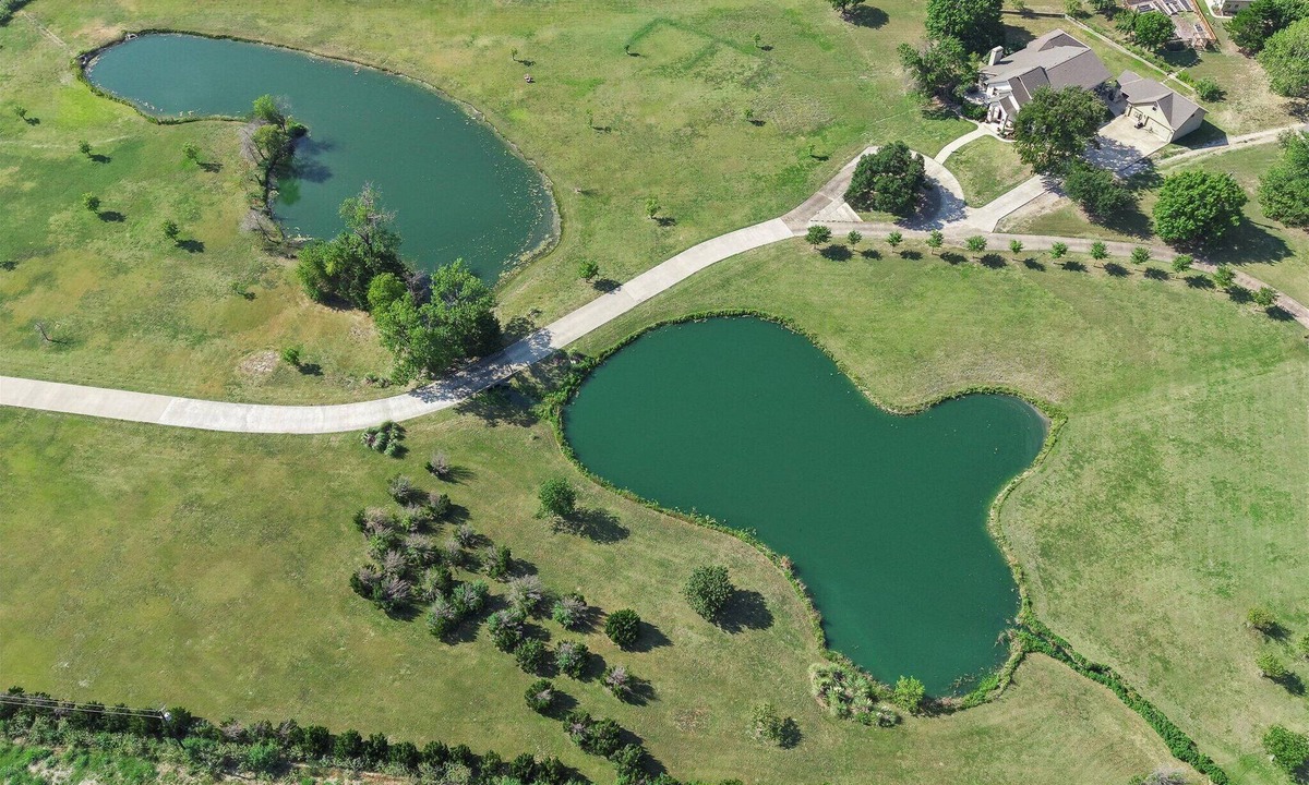 Wylie House | Luxury Private 5BR Estate 6.5 Acres, Private Pond, Sleeps 12, Dallas/MAJOR INTERNATIONAL SPORTING EVENT 2026