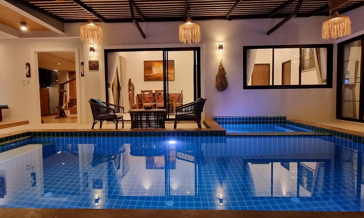 Krabi Villa | Luxury Private Pool Villa for 10 Guests – 8 Mins to Ao Nang Beach"