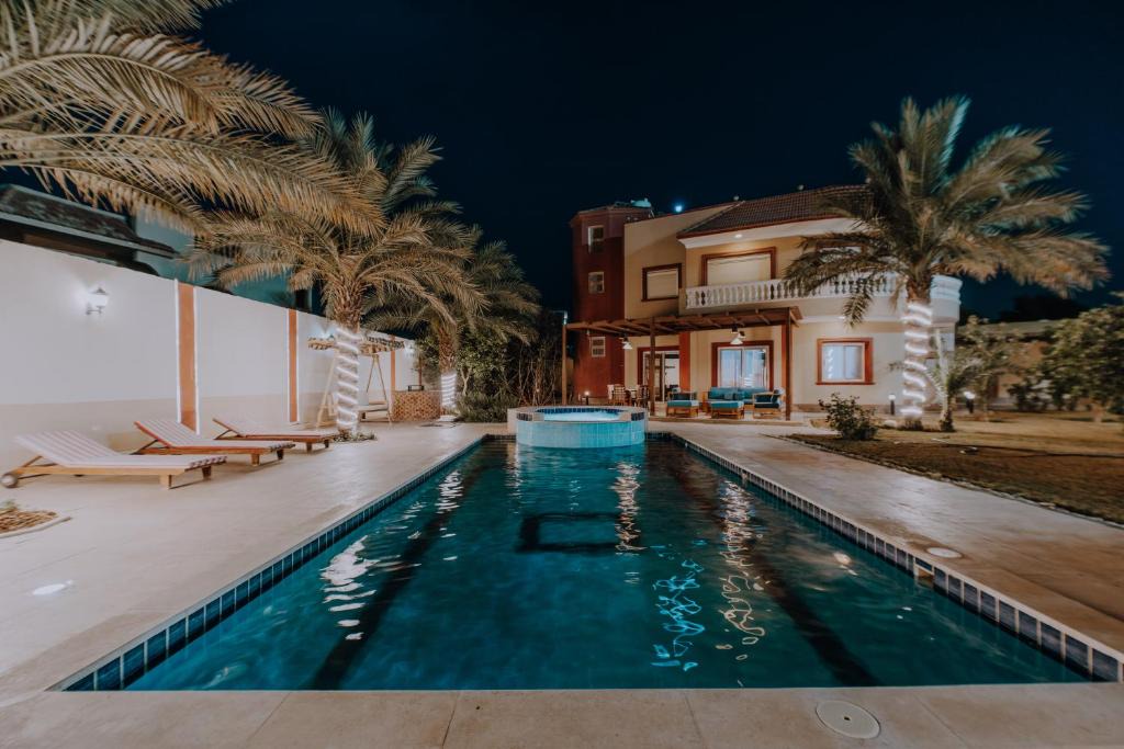 Al Ahyaa Villa | Luxury private villa with pool