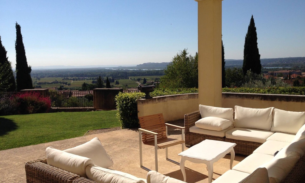 Chateauneuf-du-Pape House | Luxury provencal Villa with Pool and an amazing view in Châteauneuf-du-Pape