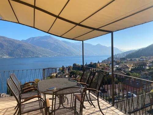 Musso Apartment | Luxury Residence La Pianca - Pool and Terrace Lake View