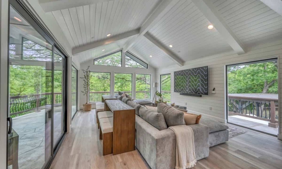 Canyon Lake House | Luxury Riverfront Villa With Firepit & Gameroom!