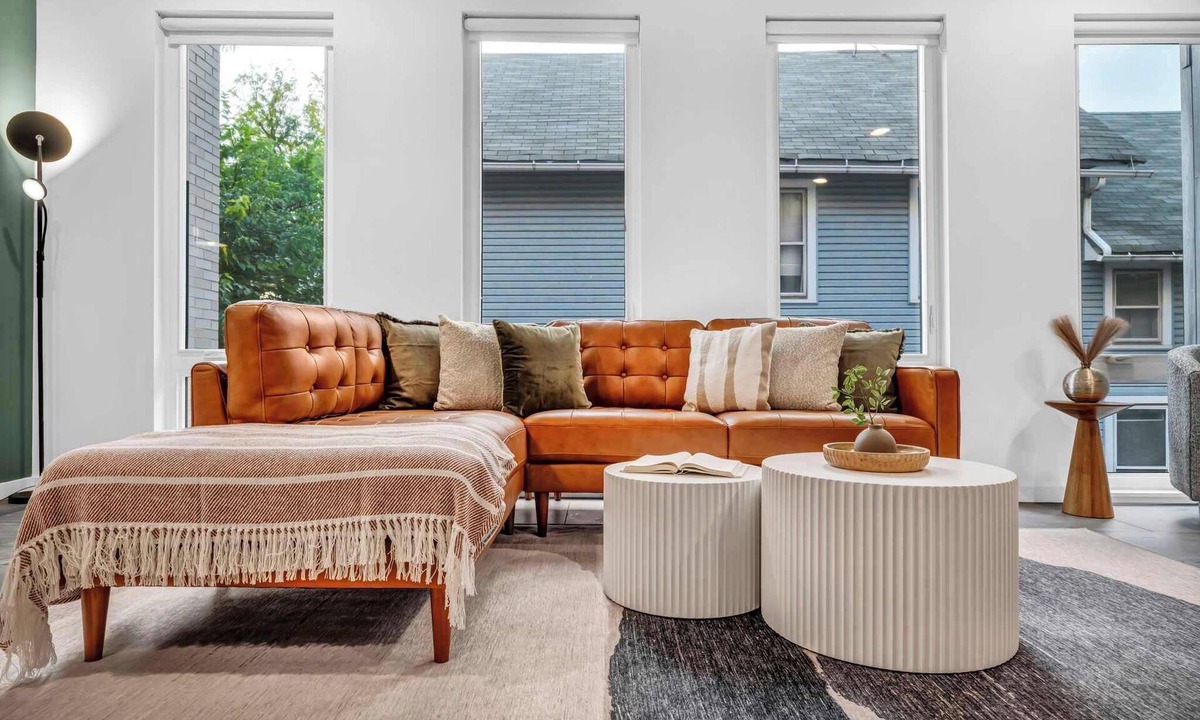 Tremont House | Luxury Rooftop Oasis Tremont: Sauna & Cold Plunge