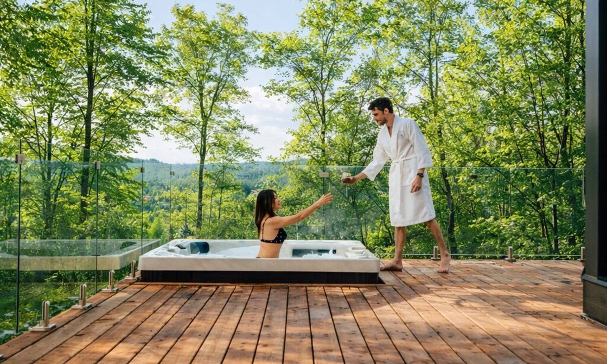 La Conception Ski Chalet | Luxury Scandinavian Retreat in Mont Tremblant with Spa