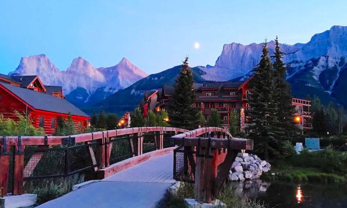Canmore Condo | Luxury, Spacious, New, Entire Condo Suite, Scenery Year-round Mountain Getaway