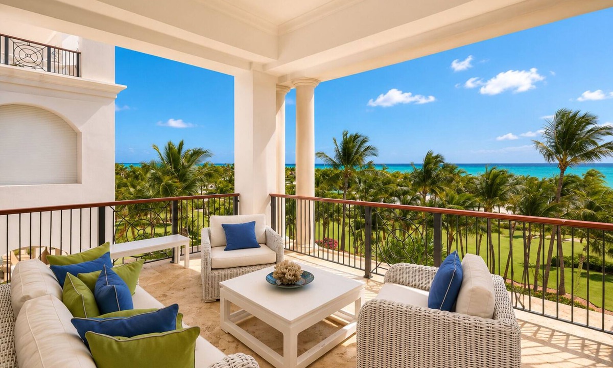 Cap Cana Marina House | Luxury Steps from beach and Marina Condo Cap Cana