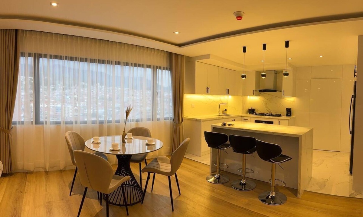 Cuenca Apartment | Luxury Suite with Skyline Views in Exclusive District