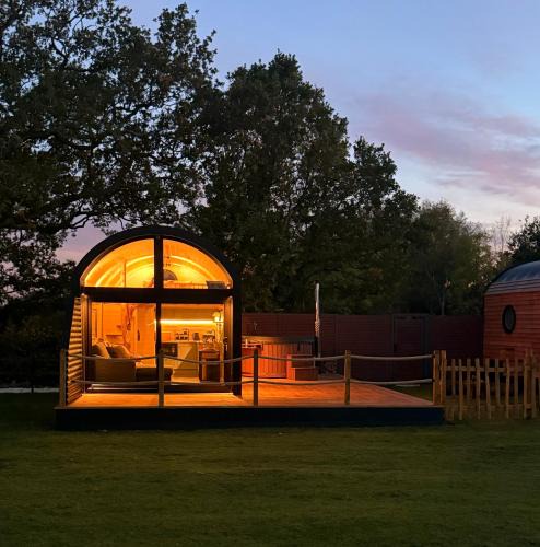 Hatherton Other | Luxury Tiny Home next to Belfry Golf Course Highland Cow