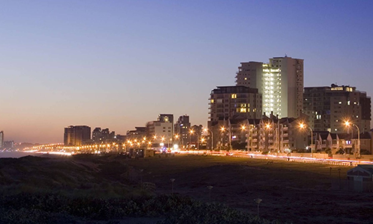 Bloubergstrand Apartment | Luxury Two Bedroom Apartment with Sea View
