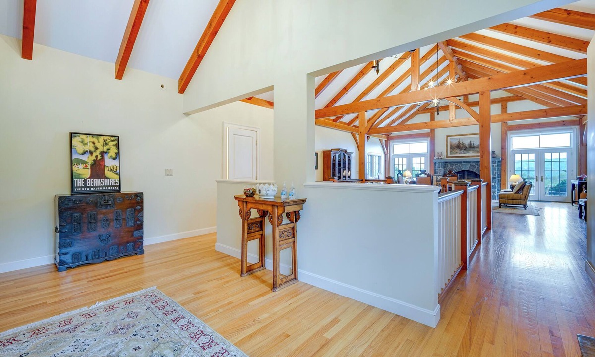 Williamstown Cottage | Luxury Vacation Rental in the Berkshires!