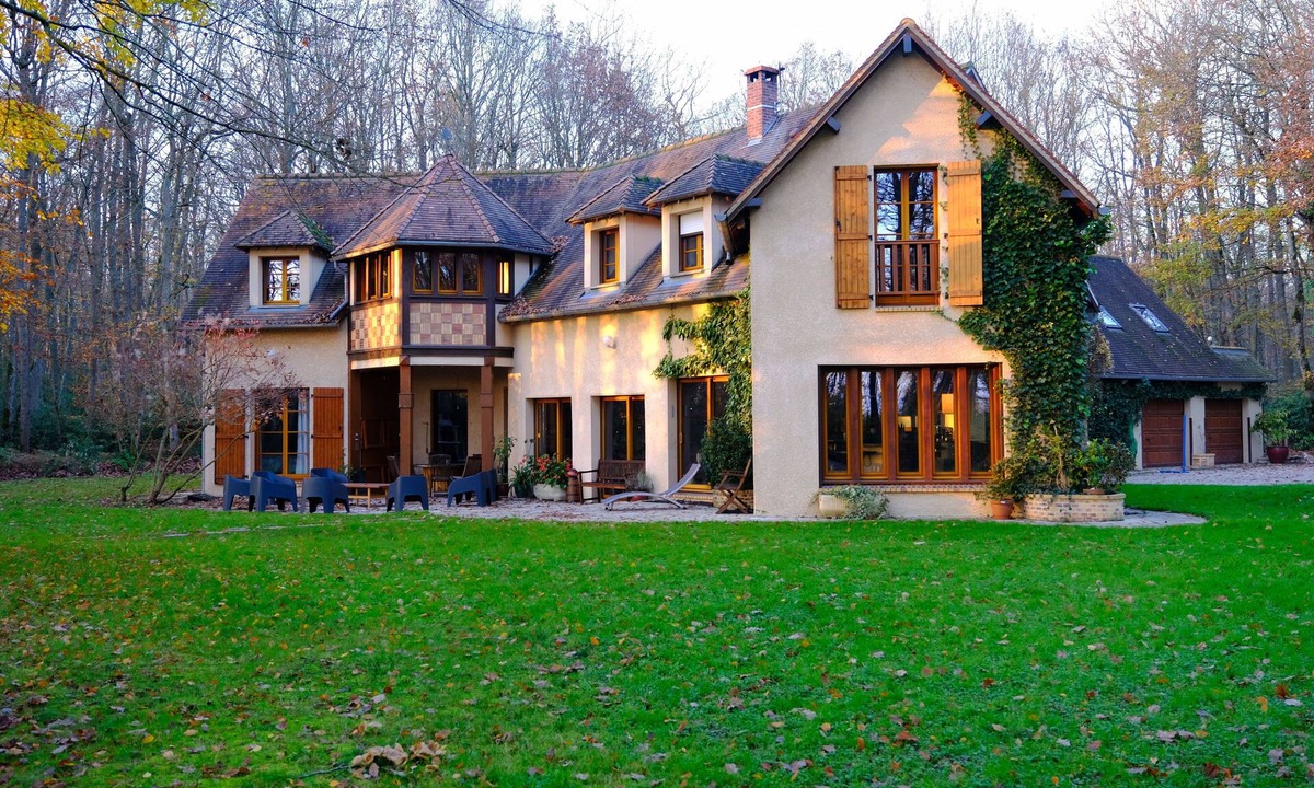 Pullay Cottage | Luxury villa (400M/2) on the edge of the forest. Center Parcs just around the corner.