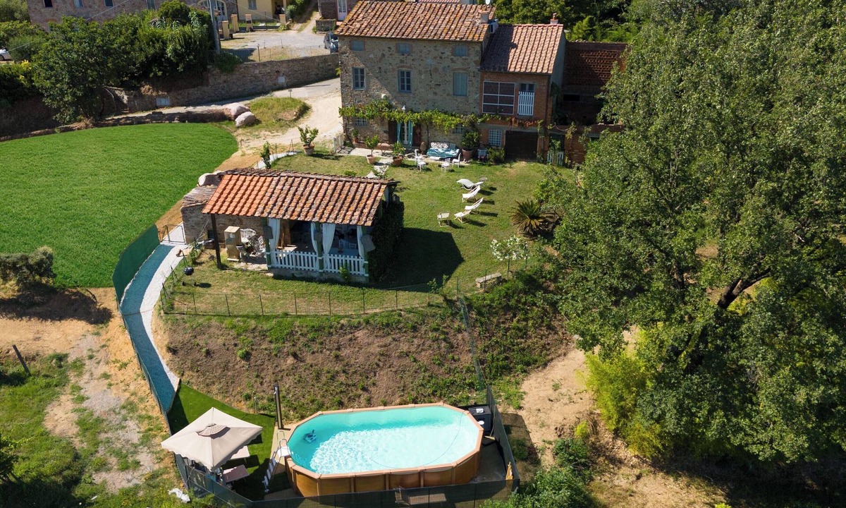 San Ginese Villa | Luxury Villa for 10, Pool, Garden, Park Lucca