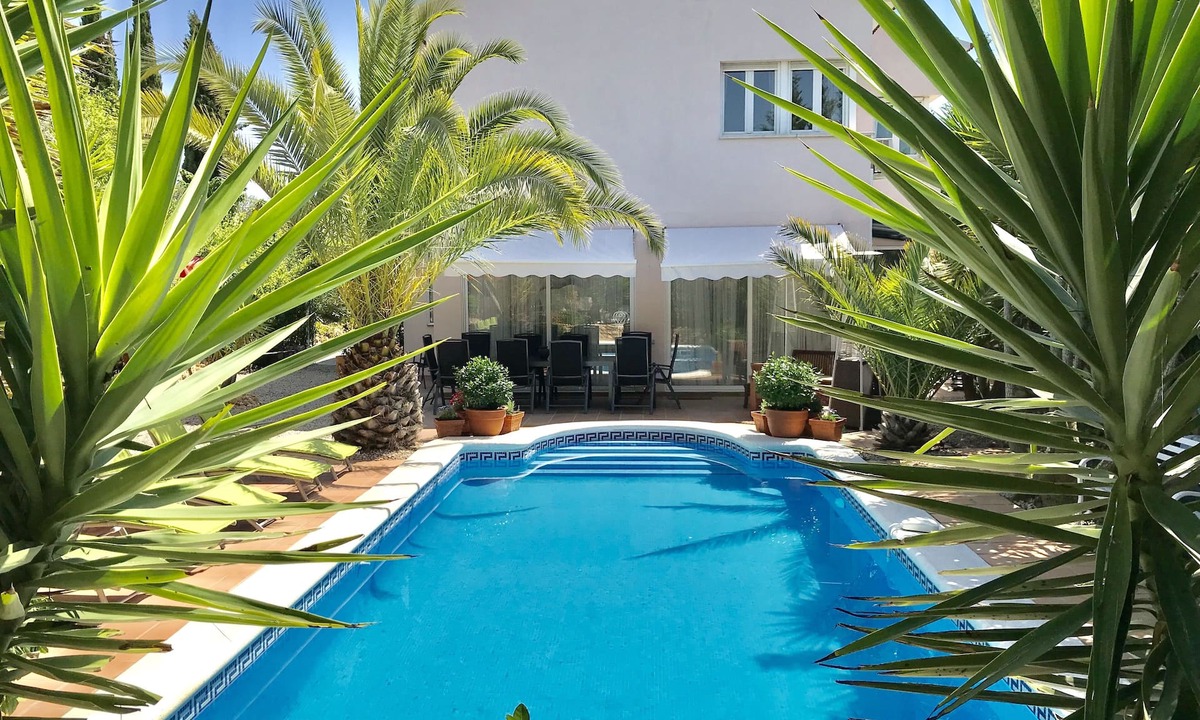 Can Trabal Villa | Luxury Villa, Heated Private Pool & Jacuzzi, Near Sitges, Sports, Relax by BBQ