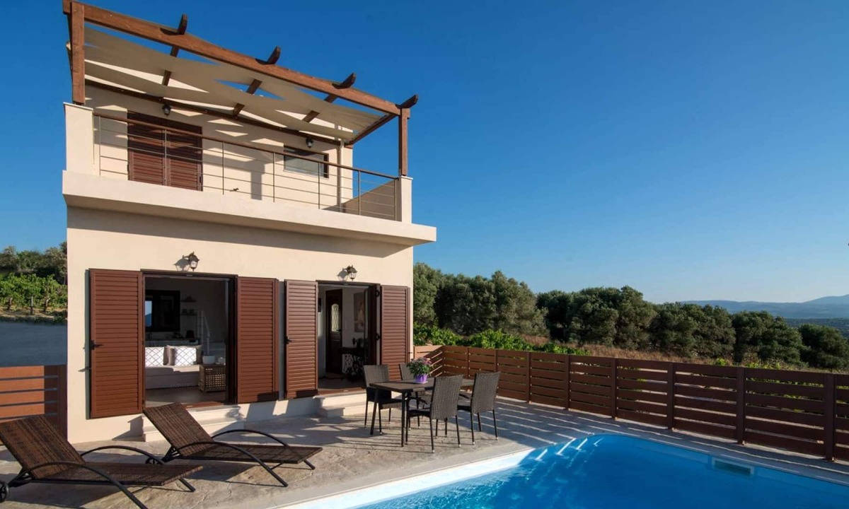 Episkopi Villa | Luxury Villa Malvasia with Seaview and Heated pool