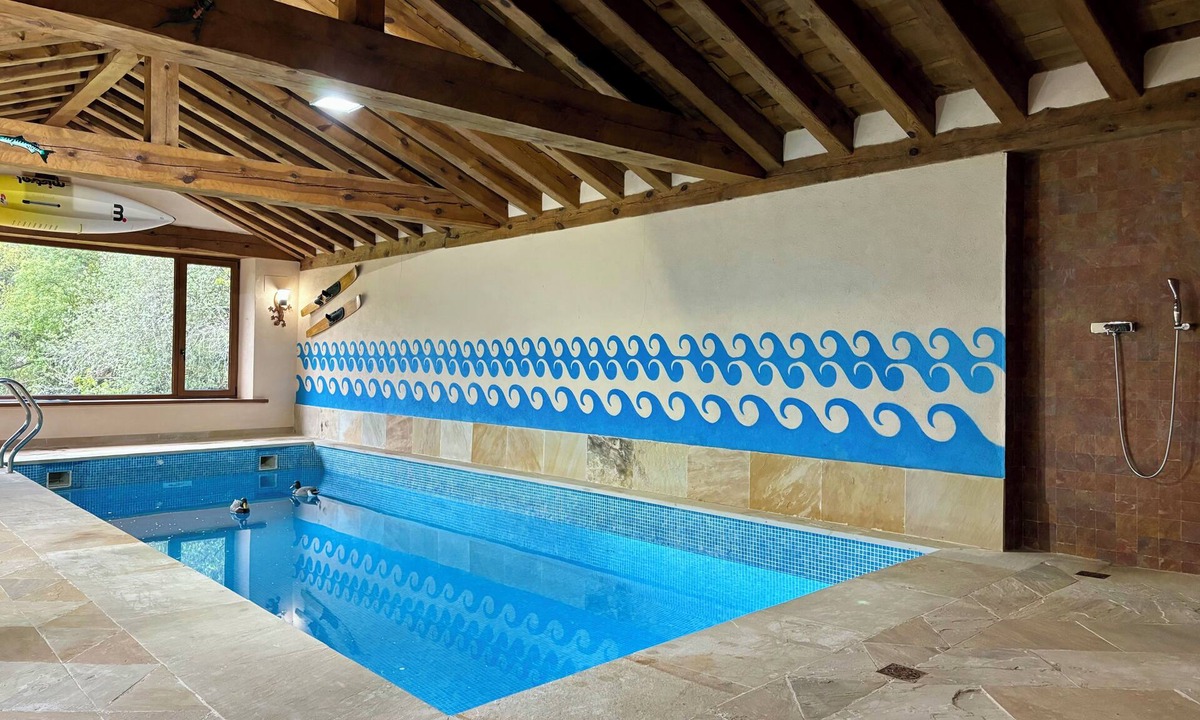 Navafria Villa | Luxury villa with heated swimming pool and games room, nestled in the mountains