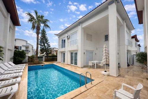Belek Villa | Luxury Villa with Private Pool & Terrace in Belek