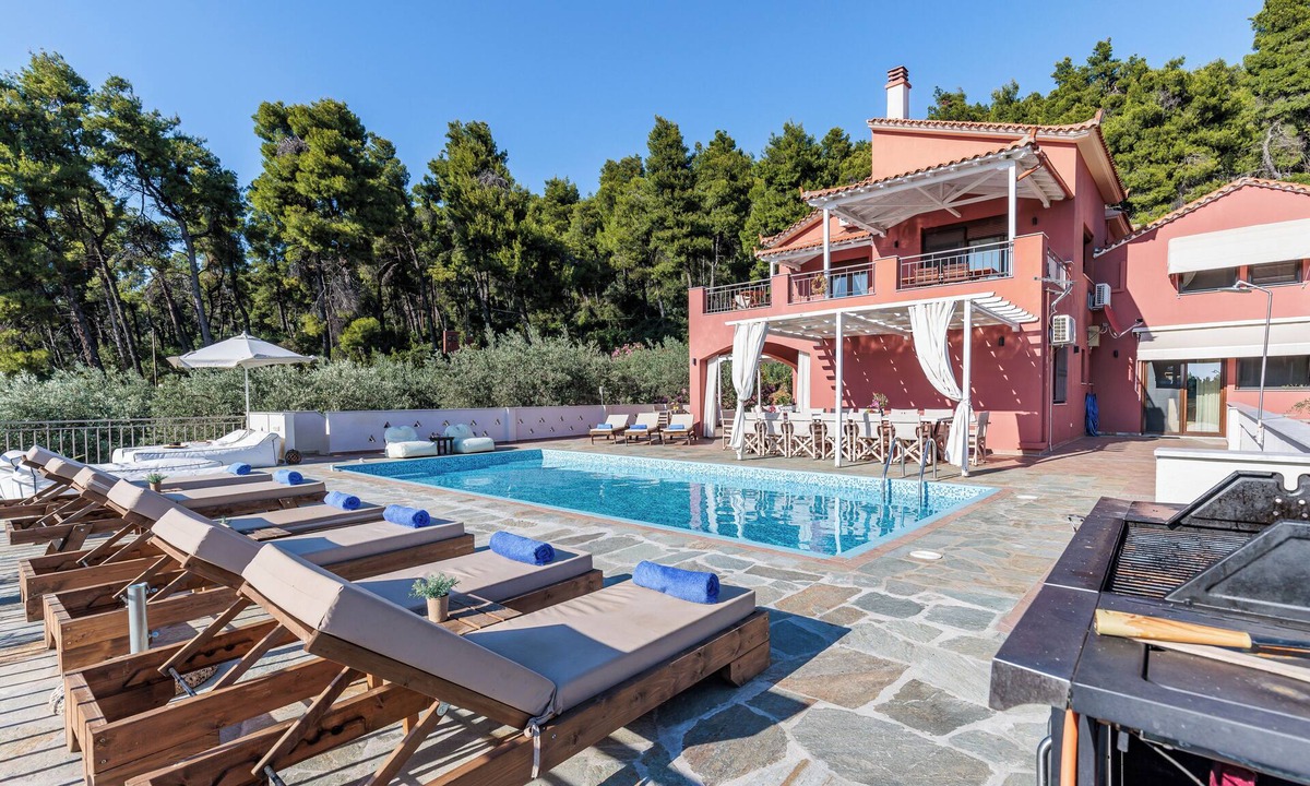 Alikias Villa | Luxury Villa with Private Pool in Skopelos,Spacious & Private, Amaryllis Kardous