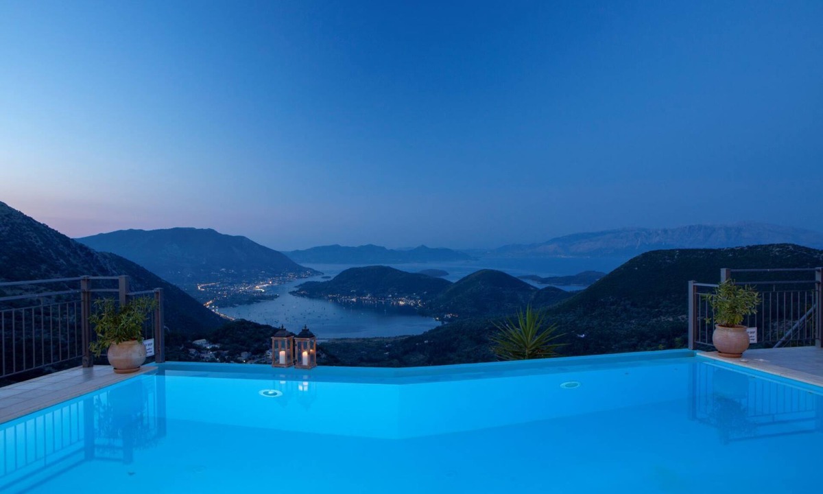 Evgiros Villa | Luxury Villa With Stunning Views in Lefkada