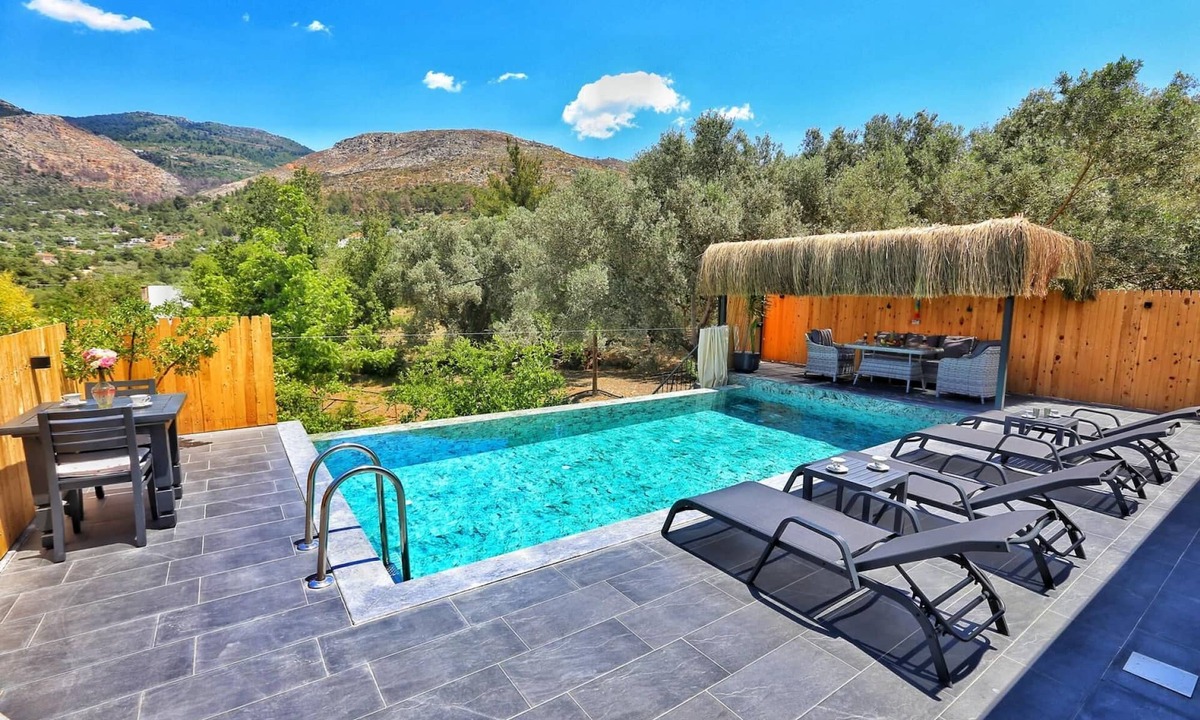 Uzumlu Villa | Luxury Villa with View in Uzumlu, Kalkan