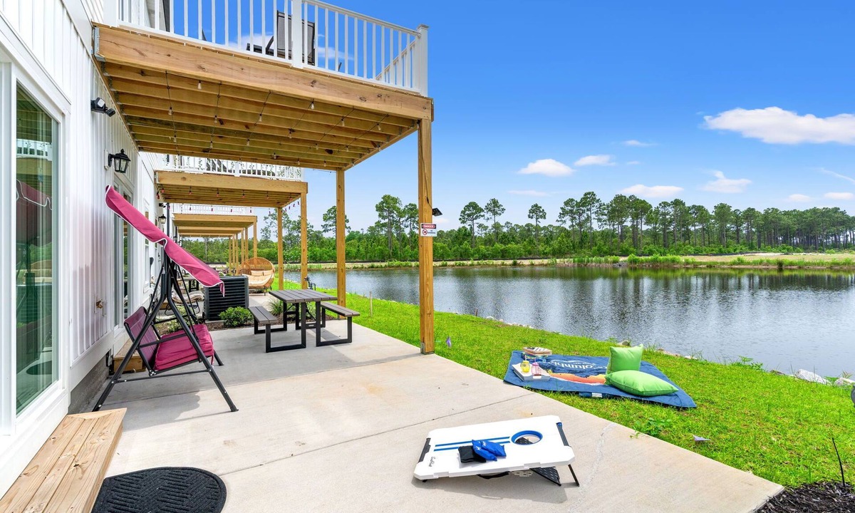 Longs House | Luxury waterfront retreat-Near golf Beach Barefoot