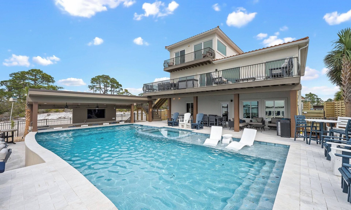 Ono Island House | Luxury Waterfront Villa w/Pool, Hot Tub, Dock & Game Room - Sleeps 28