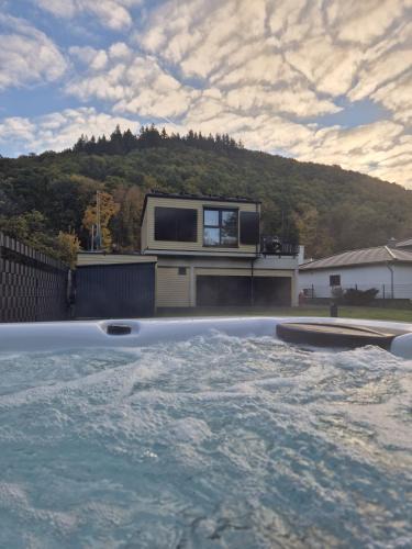 Adenau Apartment | Luxuscontainer am Nürburgring #4