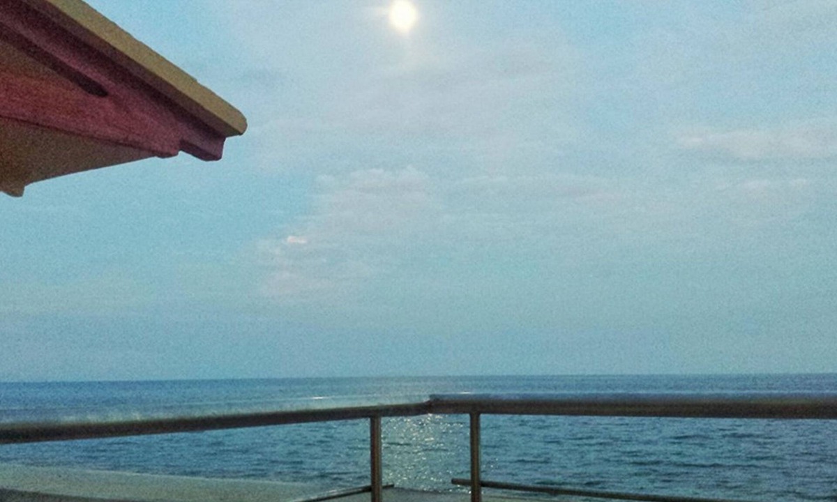 Oslob House | Luzmin BH - Beachfront Cottages