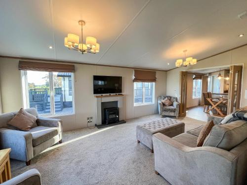 St. Andrews House | Lyndale 27