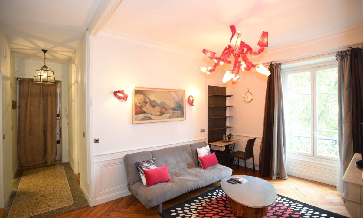 Boucle - Gros Caillou Apartment | Lyon 1 Opera district: T2 apartment with great view