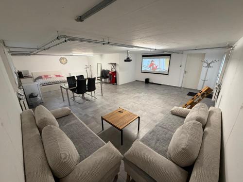 Fulenbach Apartment | Möblierte Studiowohnung 65 m2 Wohnfläche mit Kostenlosen Endreinigung