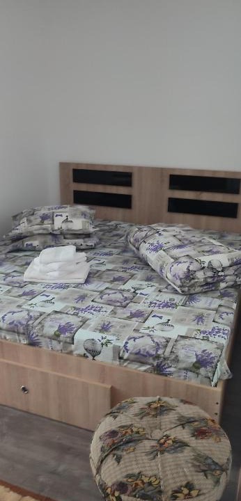 Sector 5 Apartment | Mărgeanului Studio