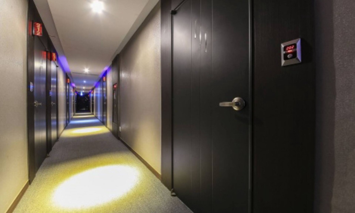 Gimpo Hotel | M Hotel
