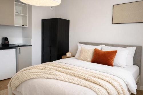 Annemasse Apartment | M073 Joli studio centre ville d'Annemasse