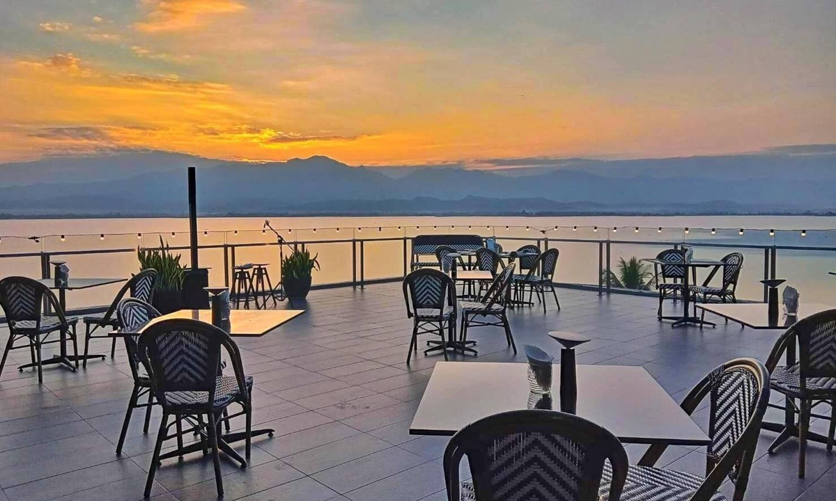 Phayao Hotel | M2 Hotel Waterside
