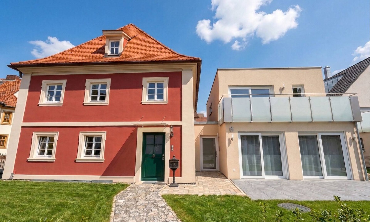 Stegaurach House | M6 The Cube - Modern Architect-Designed Home with Direct Access to Bamberg