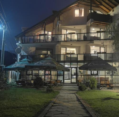 Predeal House | M7 Villa Bed& Bistro