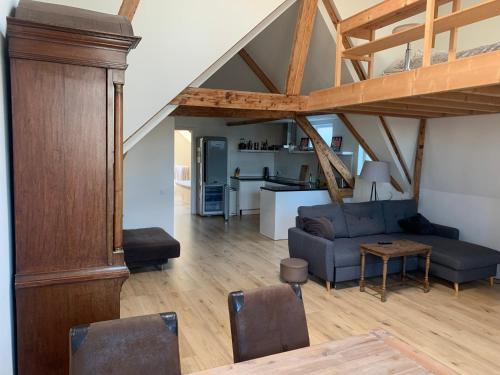 Kop van Zuid Apartment | Maaskade Penthouse