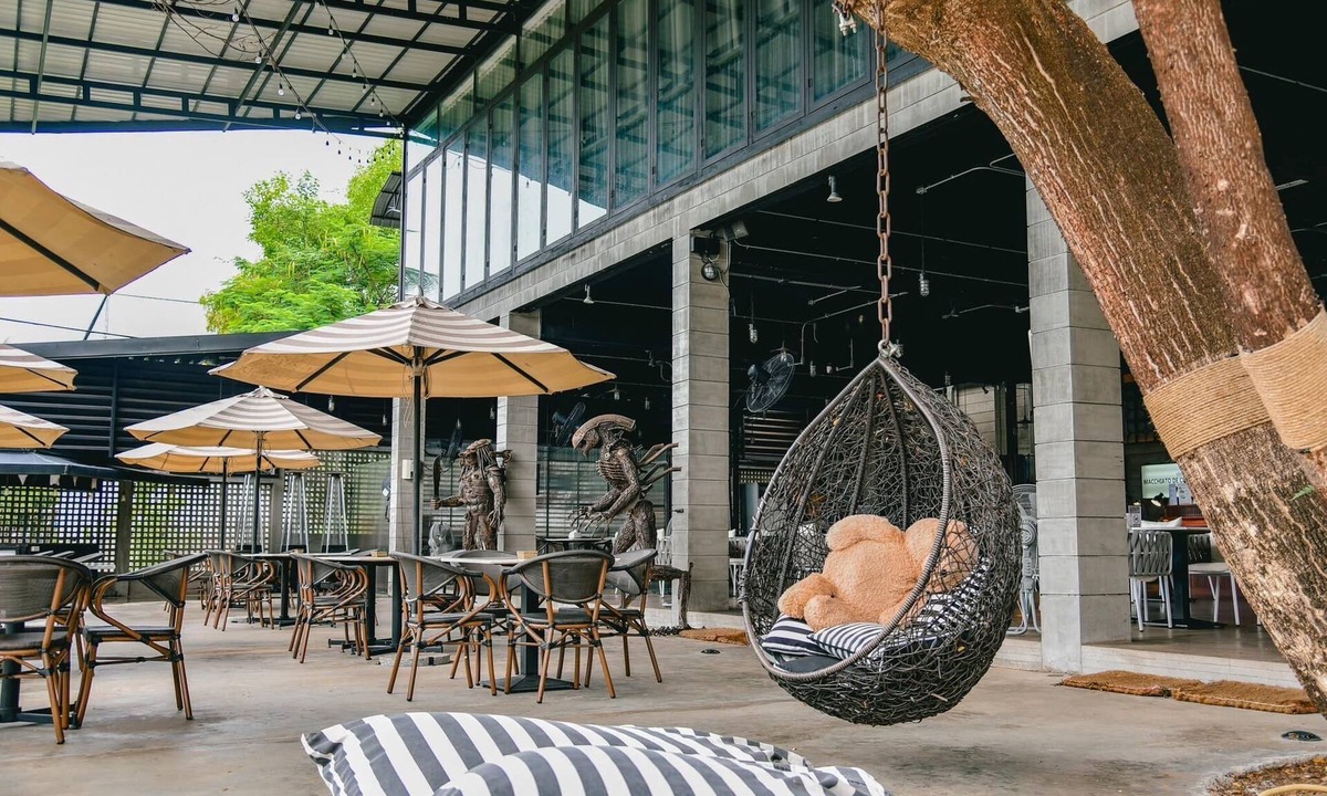 Savannakhet Hotel | Macchiato Resort Savannakhet