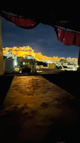 Amar Sagar Pol Bed & Breakfast | Mackpack Jaisalmer