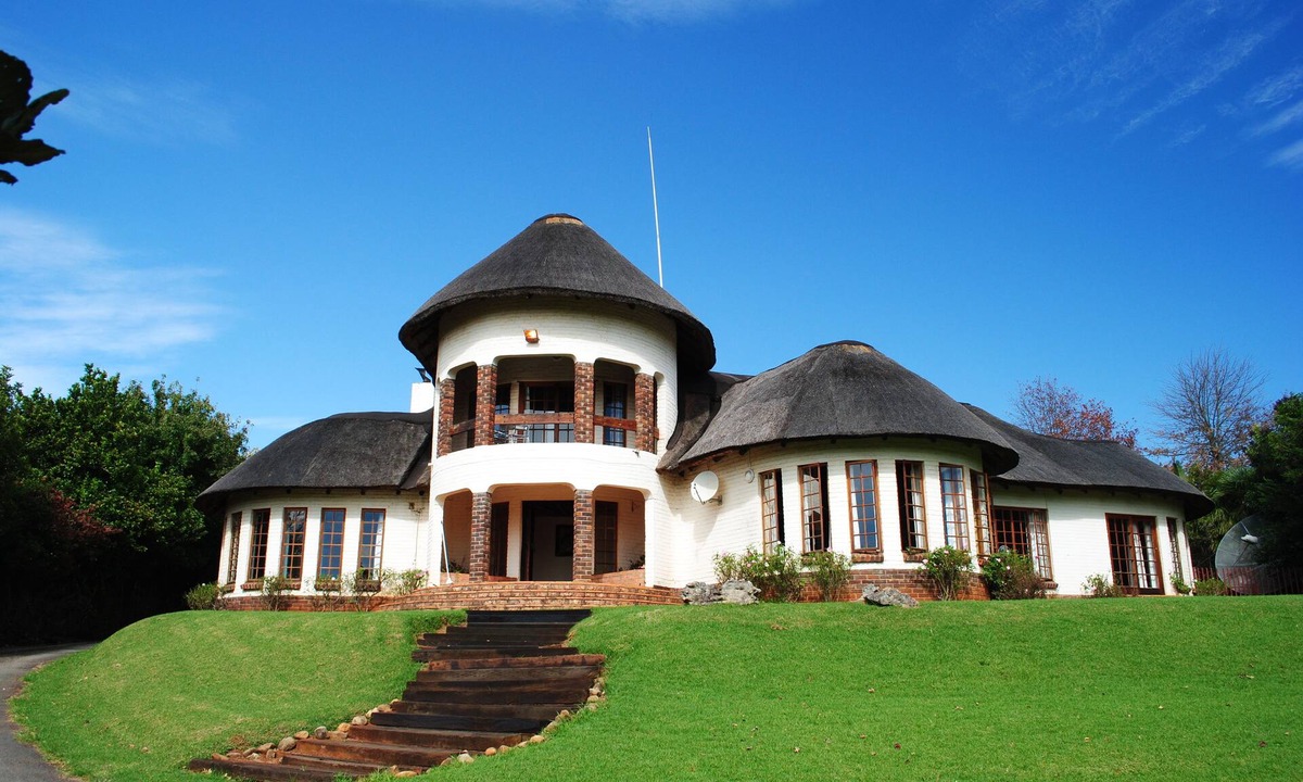Maclear House | Maclear Manor Guesthouse