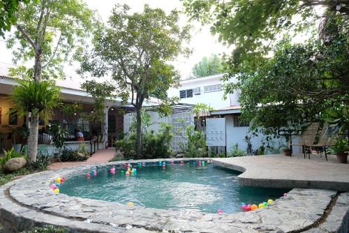Dumaguete Hostel | Mad Monkey Dumaguete