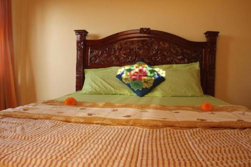 Ubud City-Centre Bed & Breakfast | made house
